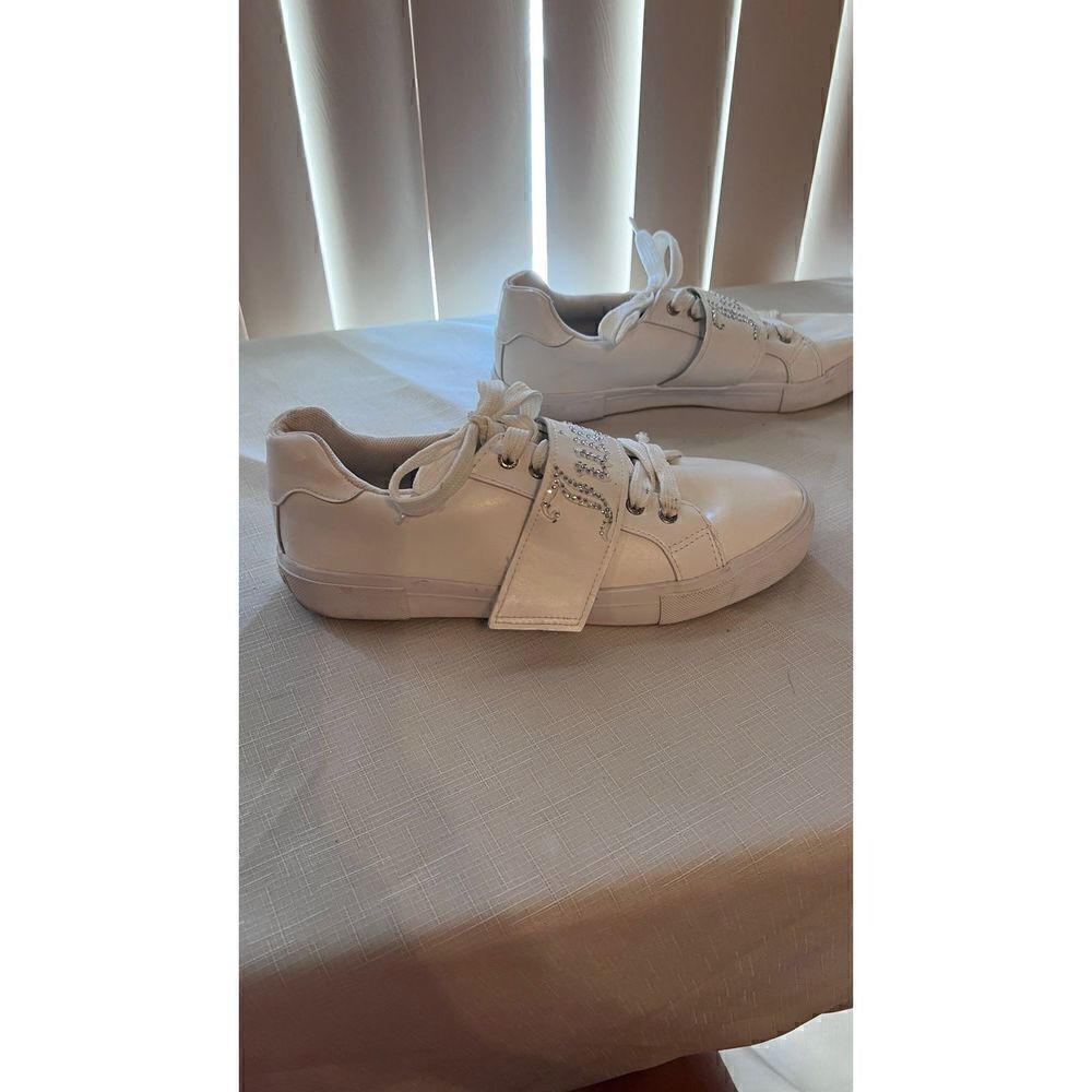Juicy Couture Cartwheel Bling White Leather Sneakers Women's SZ 8 - Picture 3 of 10